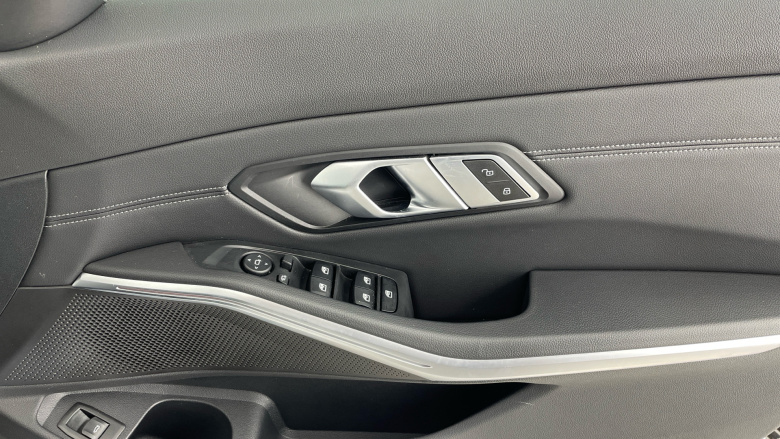 BMW 3 Series 320i M Sport 5dr Step Auto Petrol Estate